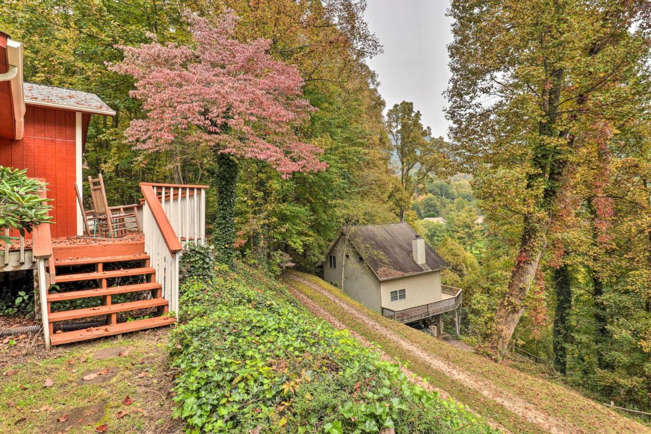 Vila Rustic Red Cabin With Deck In Maggie Valley Club! Exteriér fotografie